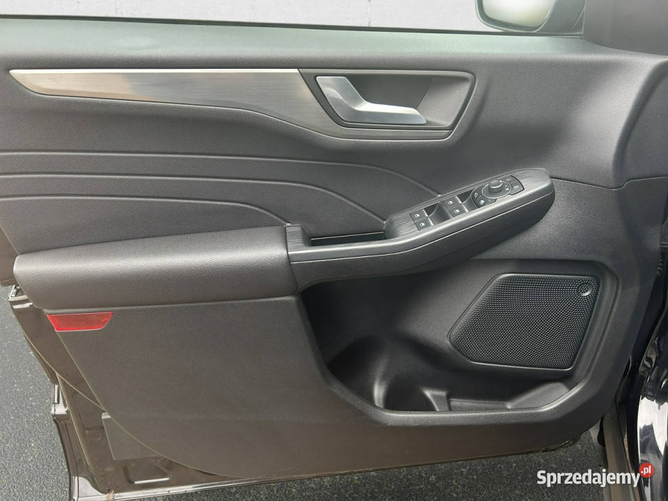 Ford Kuga 15 EcoBoost FWD Titanium z polskiego Warszawa