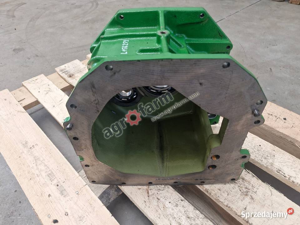 Obudowa skrzyni biegów John Deere 6120 6320 6400 Byków