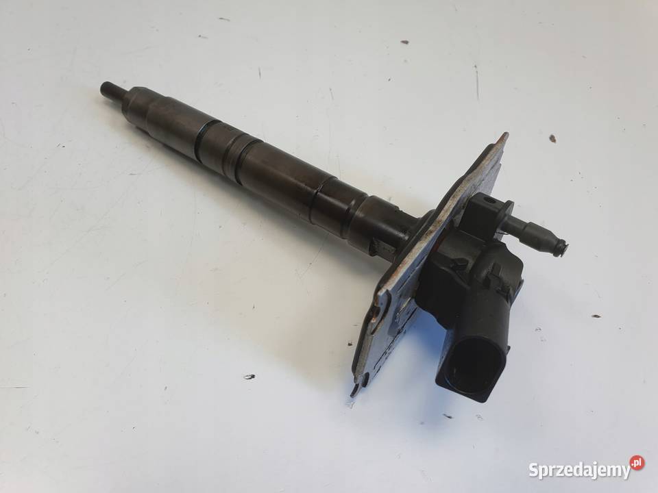 VW Passat B6 20 TDI WTRYSKIWACZ wtrysk Janów