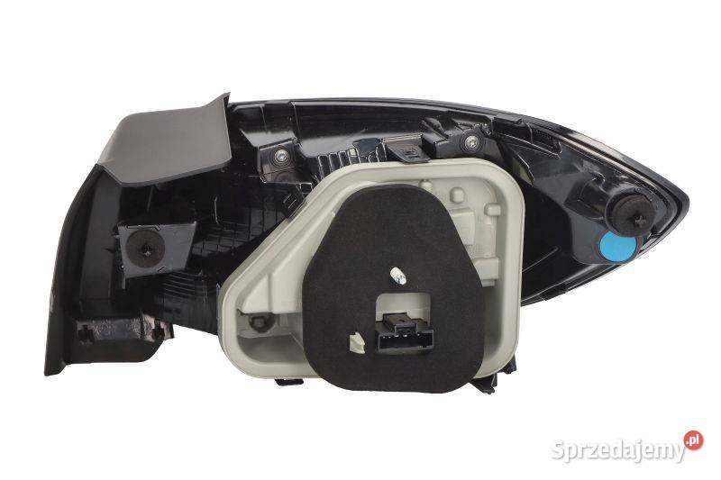 Peugeot 208 19 Lampa tylna lewa sprzedam