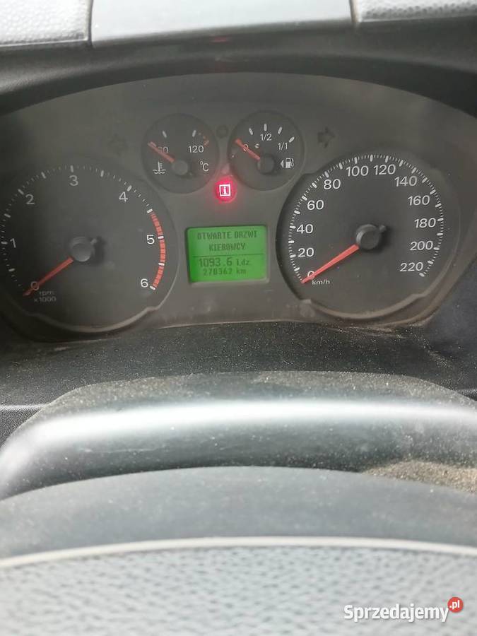 Ford Transit doka 6osob skrzynia 2013r klima Hak