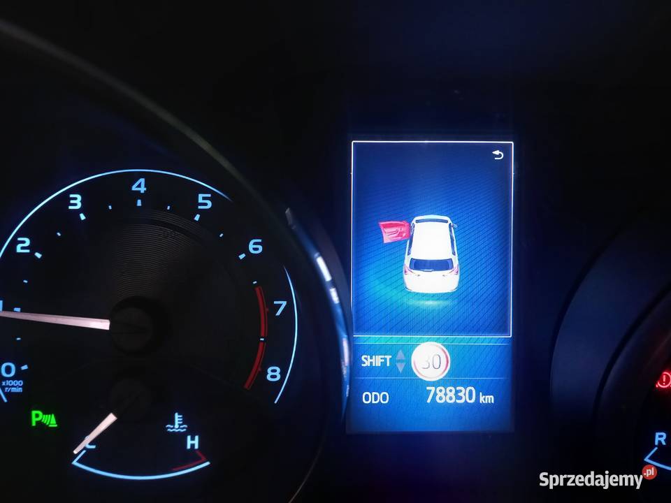 Toyota Auris II 2017 130 Krosno