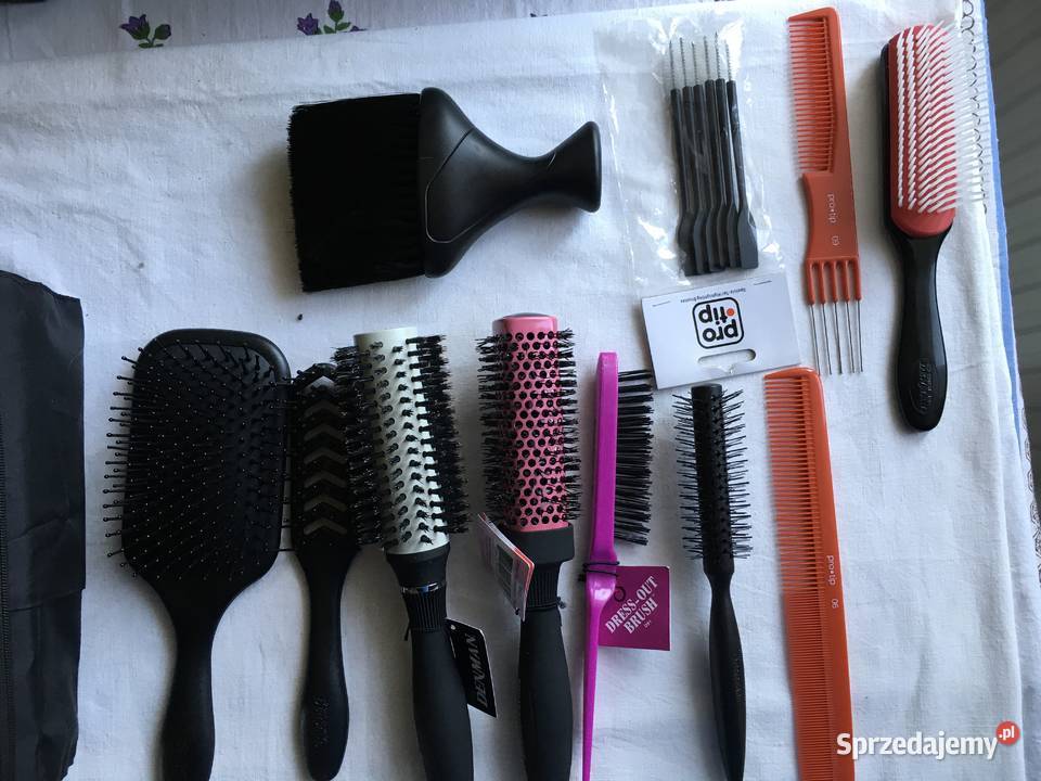 Komplet szczotek I grzebieni