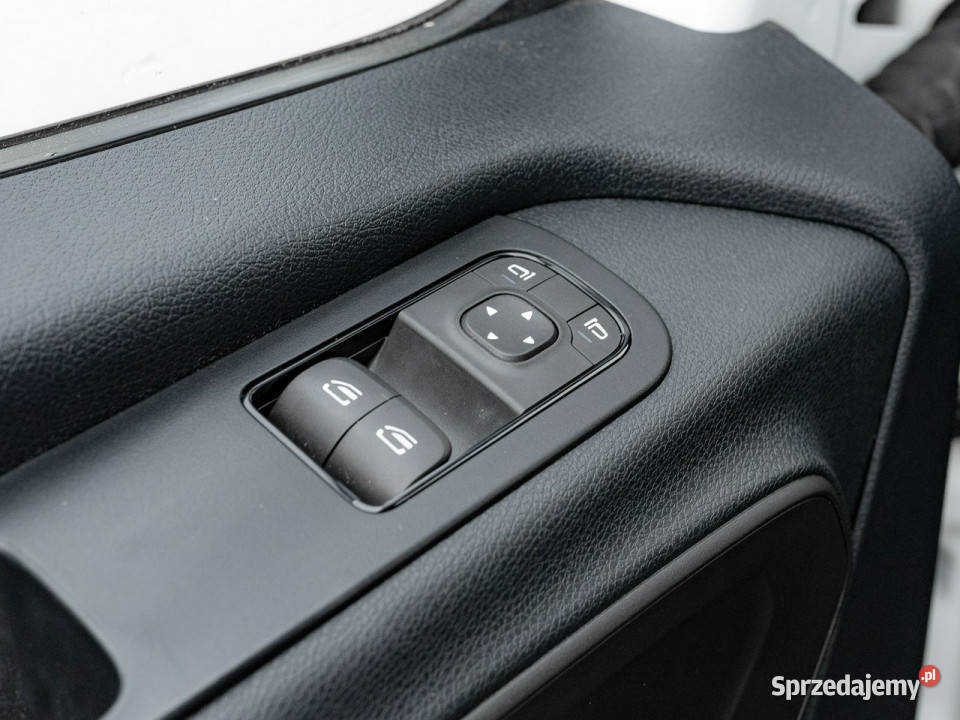 Mercedes Sprinter WD8435R317 CDI 14m3 Kcof NAVI pełny VAT