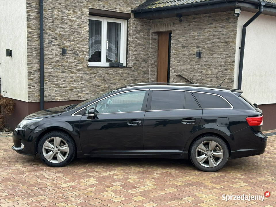 Toyota Avensis III 2009 Sadlno