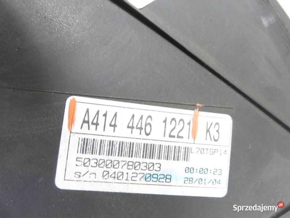 LICZNIK MERCEDES VANEO 414 17 CDI A4144461221