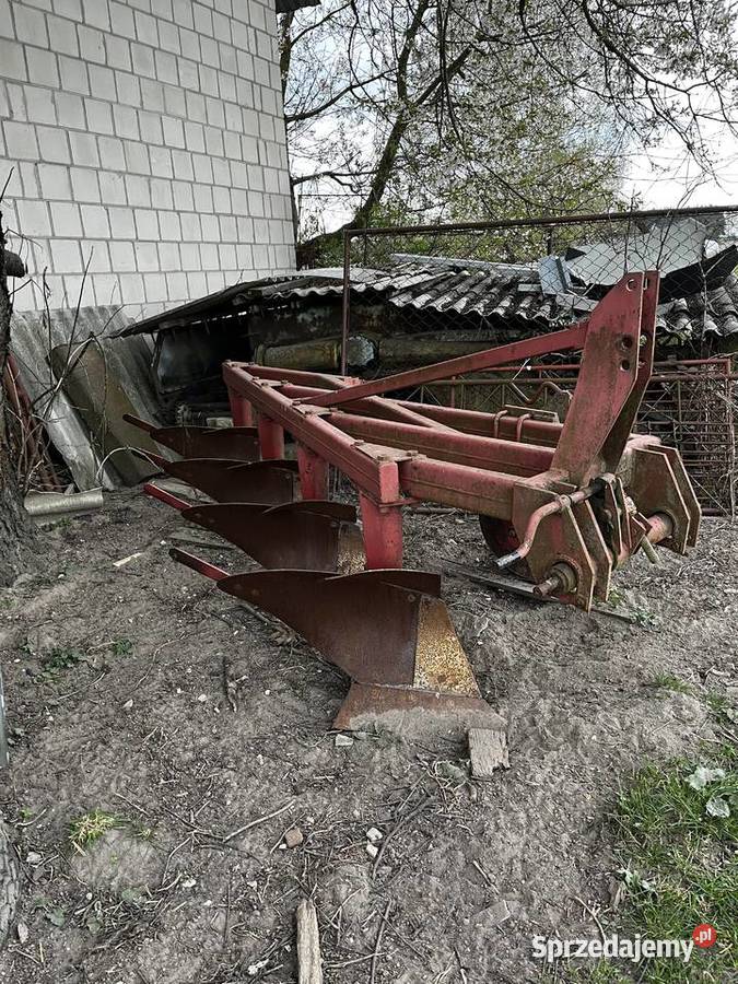 Pług 4skibowy zagonowy wysokie słupice Bzite sprzedam