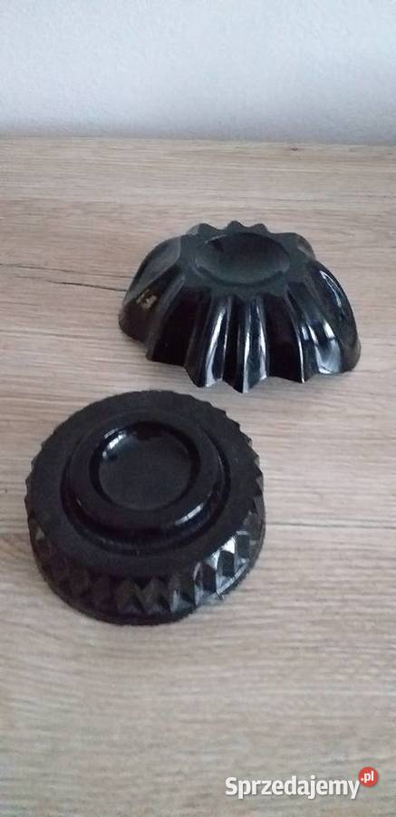 Hialitowe popielniczki prl łódzkie