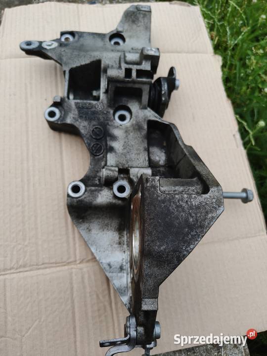 ŁAPA ALTERNATORA POMPY 16 TDI CAY GOLF VI A3 osobowe podkarpackie Zadąbrowie