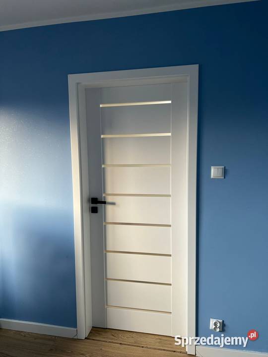 OBUDOWA STARYCH FUTRYN i DRZWI BEZ WYRYWANIA OŚ Kraków