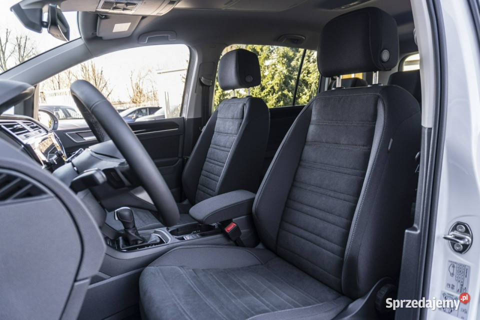 Volkswagen Touran Highline 15 TSI EVO 150 DSG wielofunkcyjna kierownica Łódź