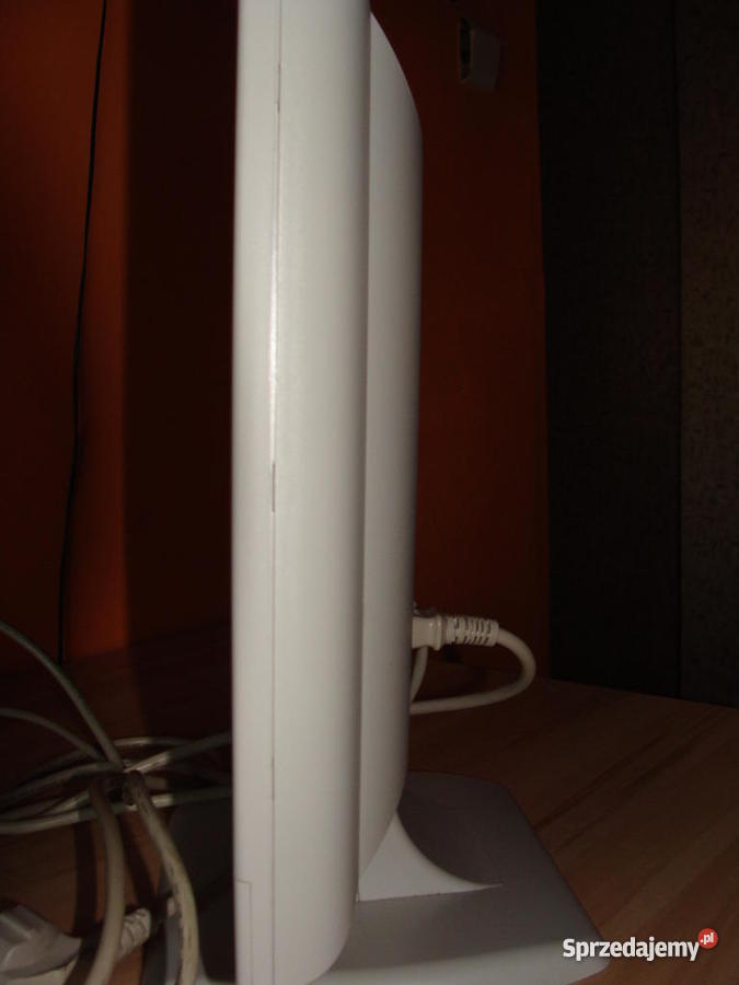 Monitor Belinea10 15 36 15 sprzedam