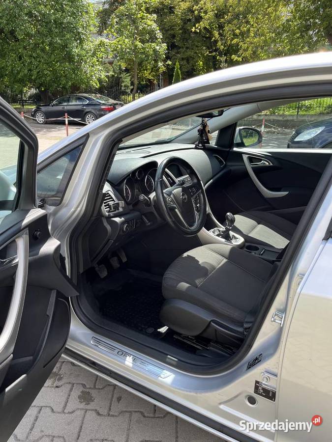 Opel Astra J 14T LPG STAG doinwestowany manualna Astra mazowieckie Nowy Dwór Mazowiecki