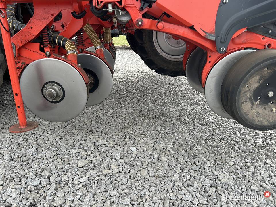 Siewnik Kuhn Kosma 6ts