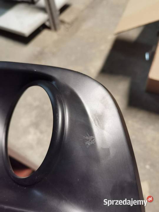 KRATKA OSŁONA HALOGENA PRAWA PEUGEOT 207 7452ZX