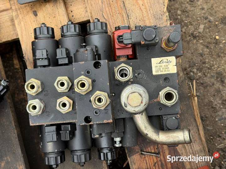 Rozdzielacz hydrauliczny LINDE 000 944 26 67 AV Układ kierowniczy
