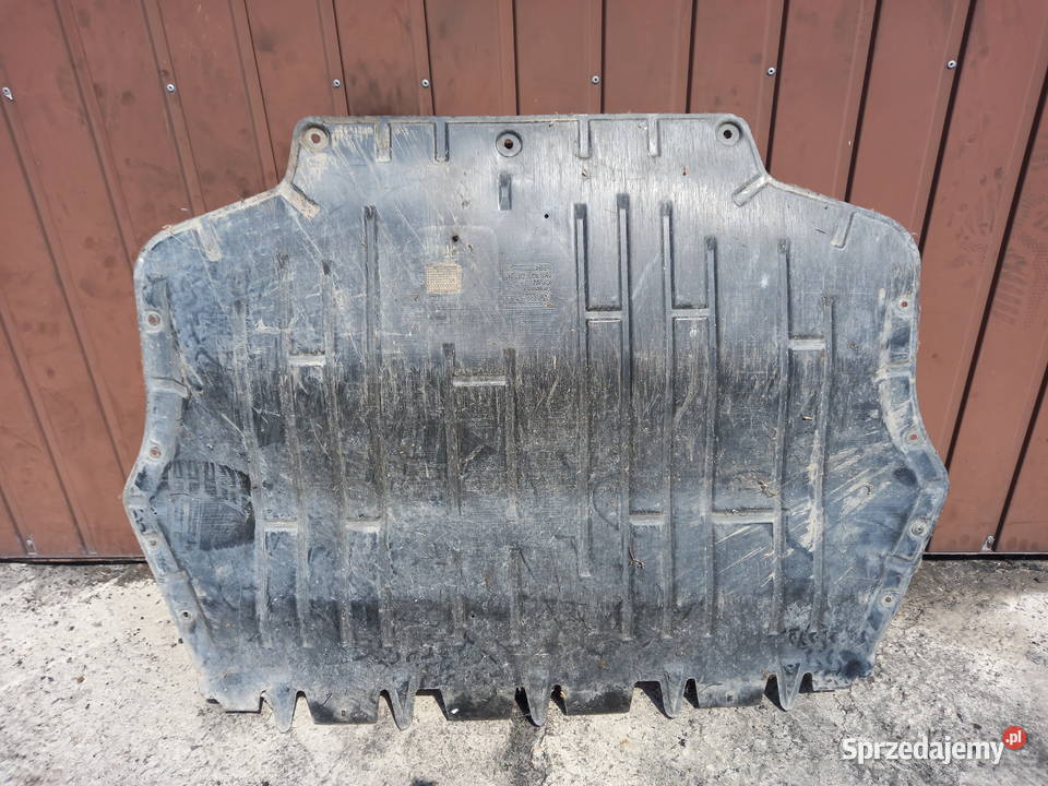 Osłona pod silnik dół cała Audi VW Skoda Seat Mniów sprzedam