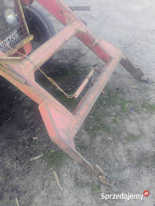 Tur ładowacz do mf Sienno