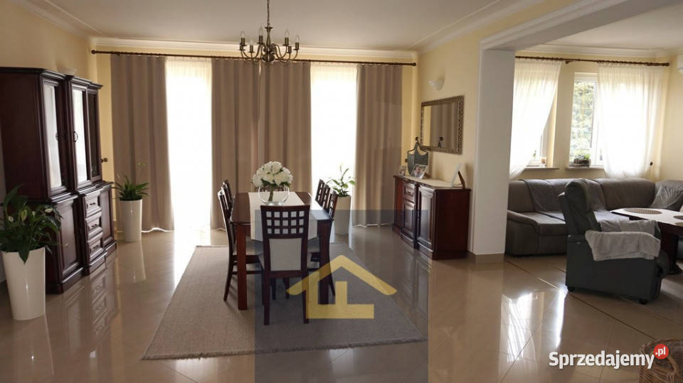 Willa w gminie Karczew mazowieckie Całowanie