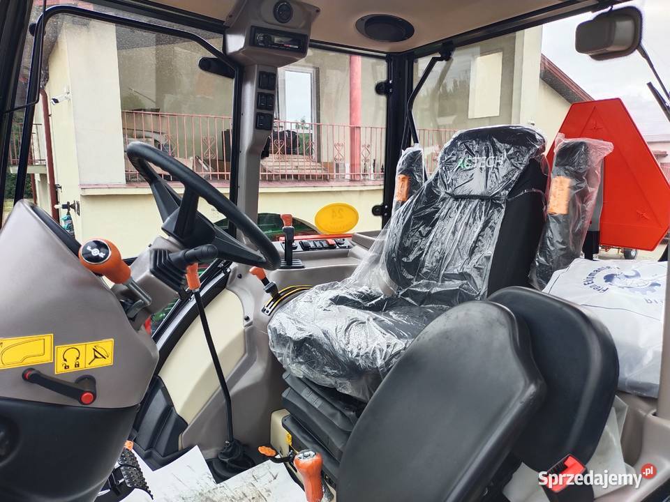 Ciągnik rolniczy Farmtrac 555 Dt V DOSTĘPNY RĘKI Łęczyca sprzedam