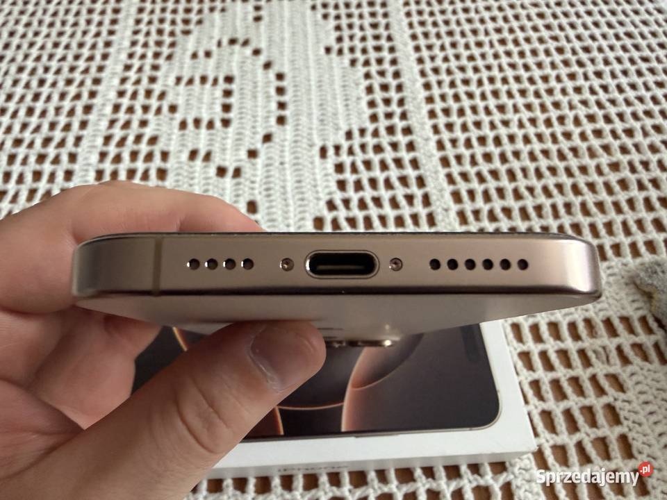 IPhone 16 Pro 256GB Gold stan bateria 98 kpl