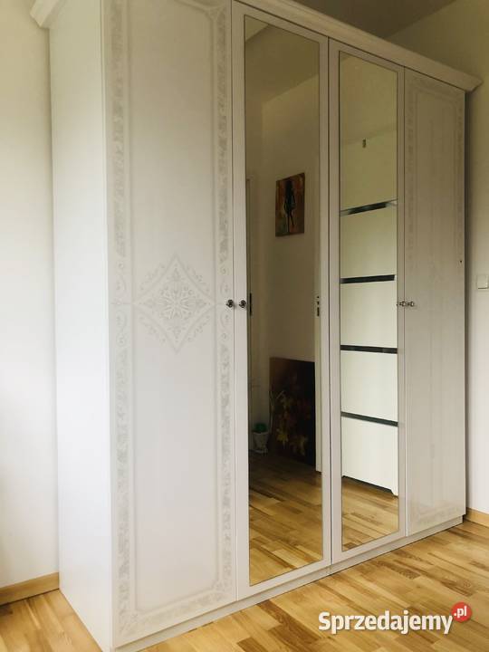 Szafa z lustrami garderoba