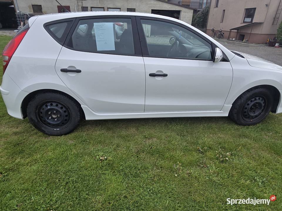 Hyundai i 30 Zarejestrowany w Polsce Sadów