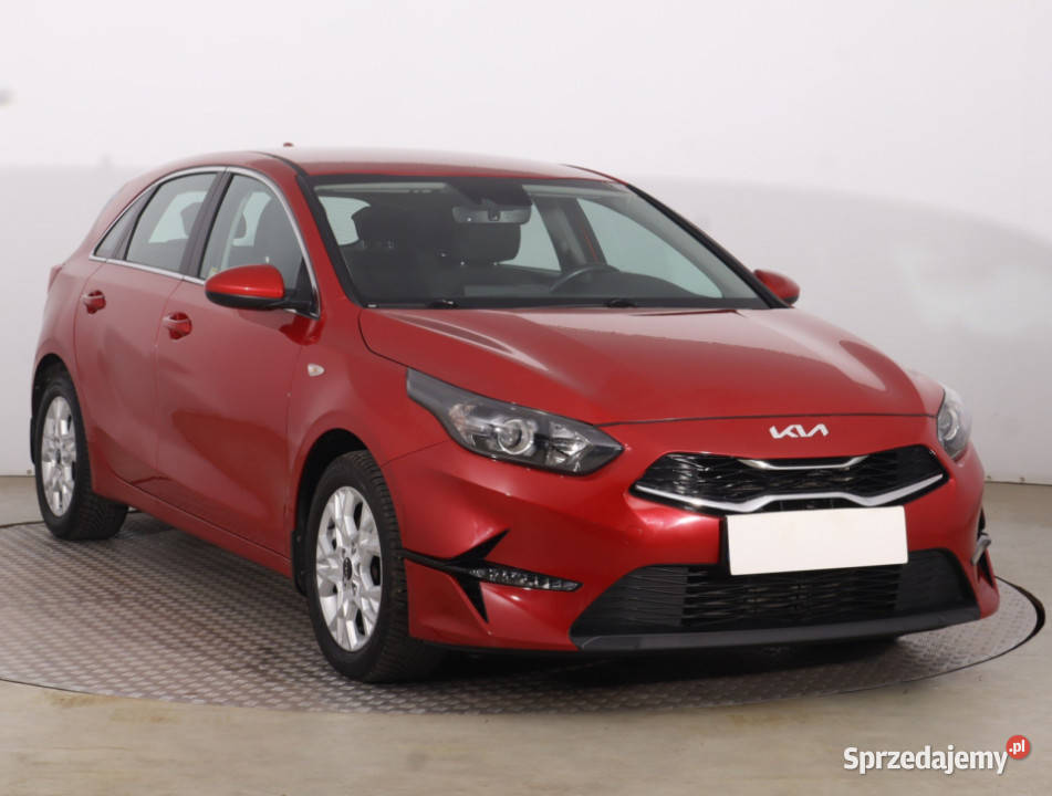 Kia Ceed 15 TGDI wielofunkcyjna kierownica sprzedam