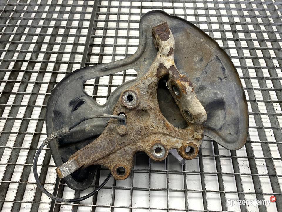 ZWROTNICA LEWY PRZÓD MERCEDES W204 18 184 0715