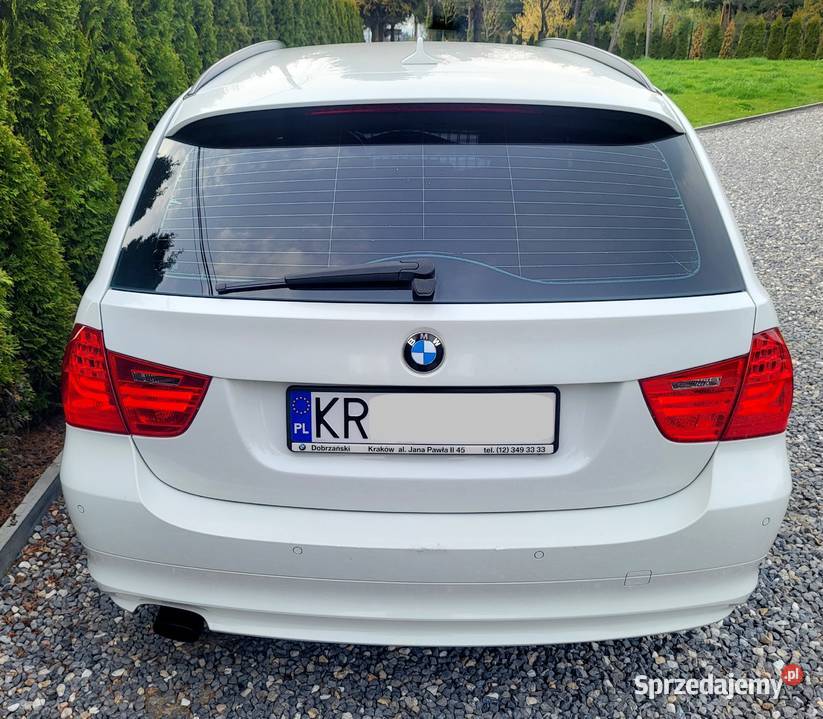 BMW E91 LIFT Nawigacja PEREŁKA Xenon Rok produkcji 2011 Seria 3 małopolskie Kraków