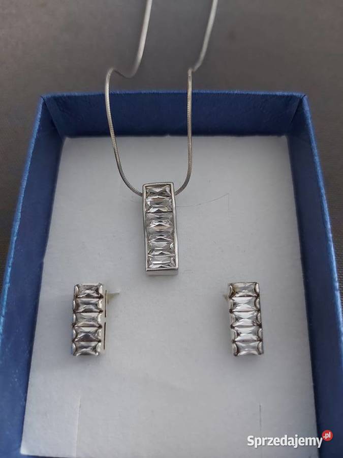 Srebrny łańcuszek z zawieszką z cyrkonią Dla kobiet Olkusz sprzedam