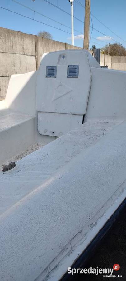 Łódź jacht żaglówka