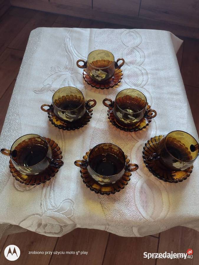 Bulionowki Piękne Szkło Miodowe Krosno sprzedam