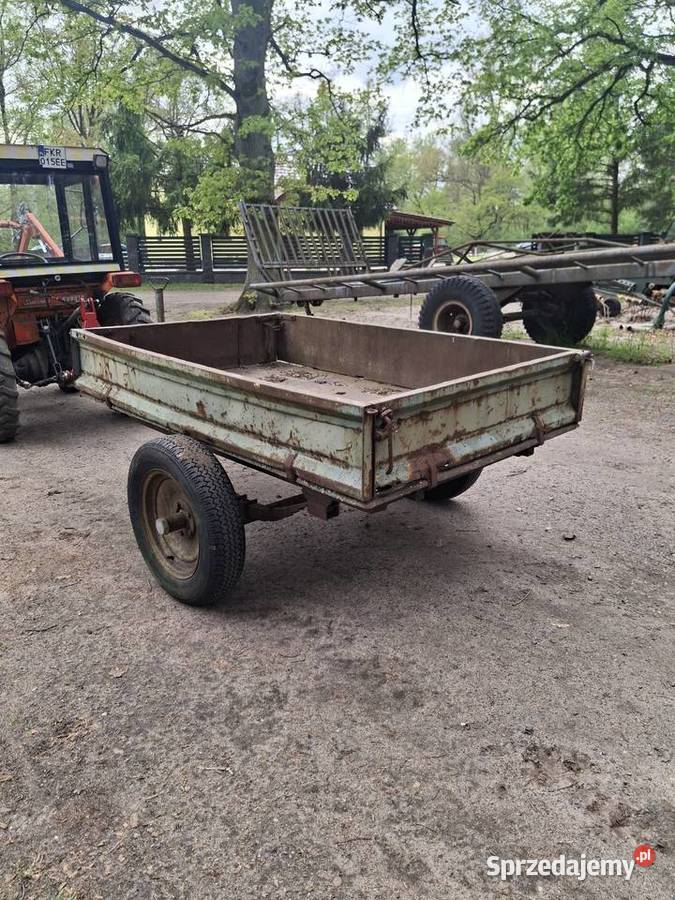 Przyczepka jednoosiowa do traktorka 200x125 nieuszkodzony