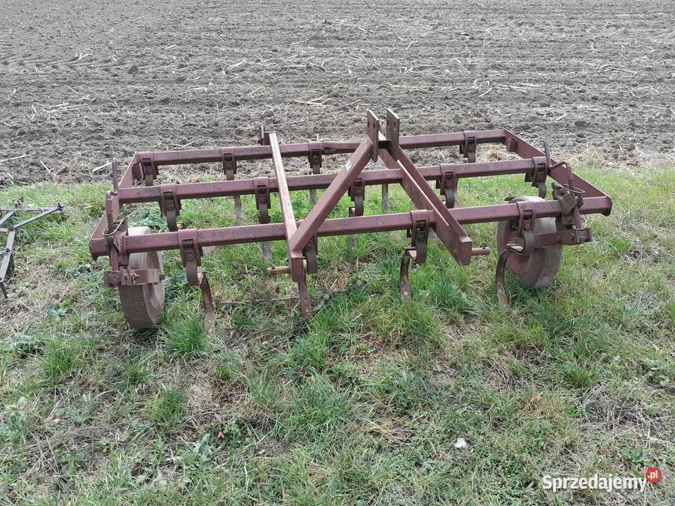 Ciągnik rolniczy sprzęt do sprzedania Chełm