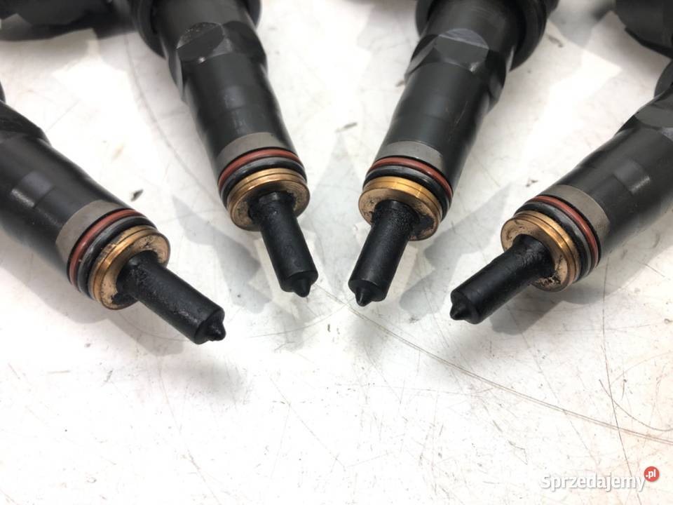 WTRYSKIWACZE KOMPLET SKODA SUPERB I 0414720230 sprzedam