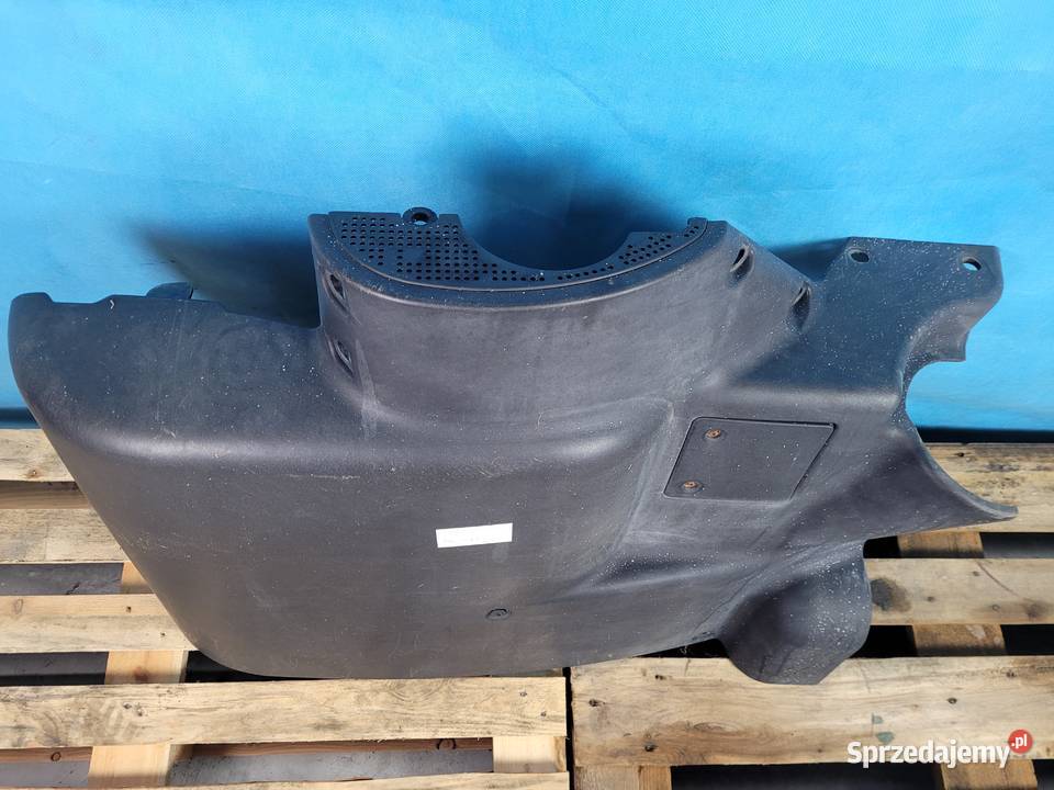 CASE IH PUMA 145 12r OBUDOWA TŁUMIKA WYDECHOWEGO sprzedam