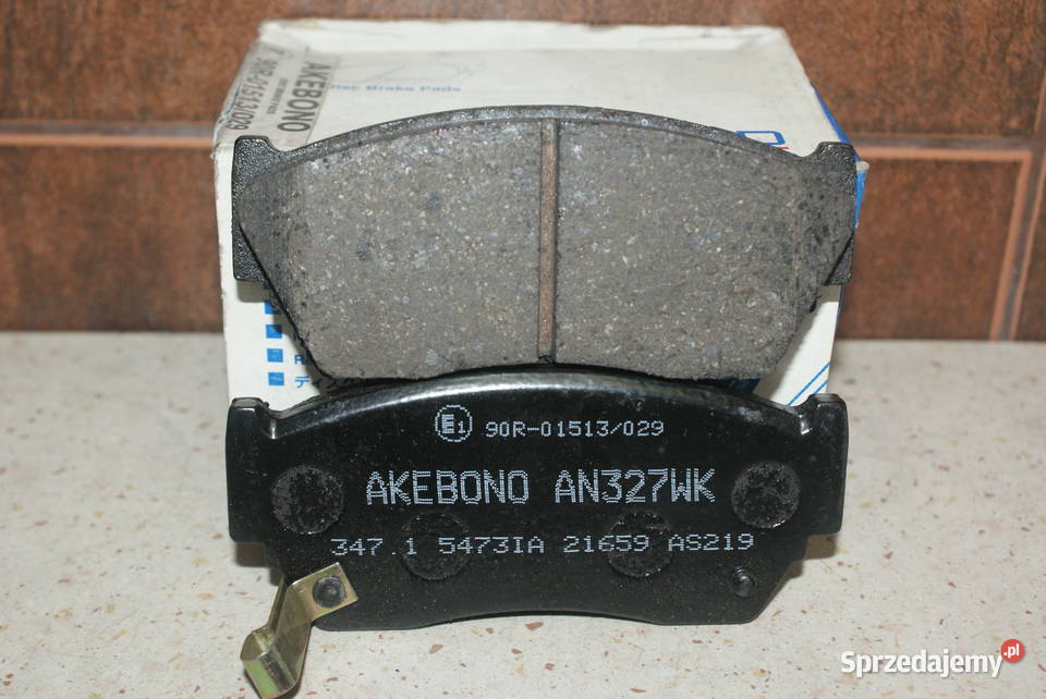 Klocek hamulcowy kpl przód NISSAN 100 NX SUNNY osobowe