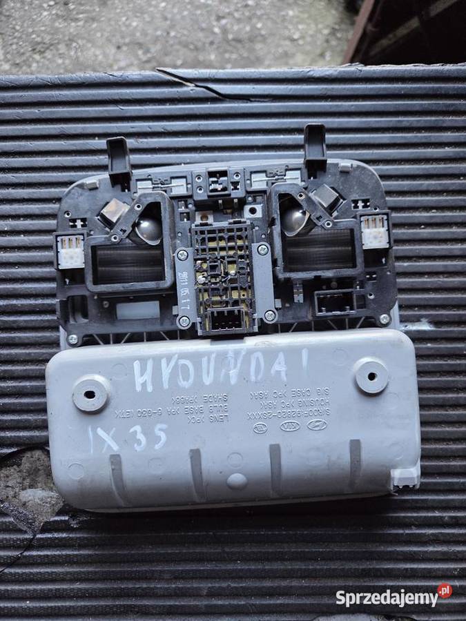 Lampka podświetlenia wnętrza Hyundai ix35 mazowieckie Łagów