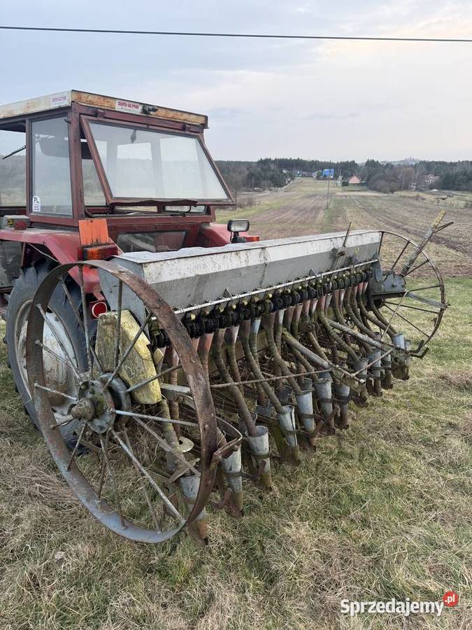 Siewnik konny do traktora 23 lejkowy Miedziana Góra