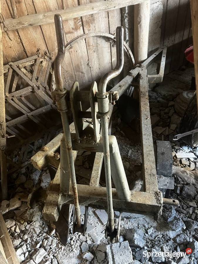 Pług 3 skibowy Rzepiennik Biskupi