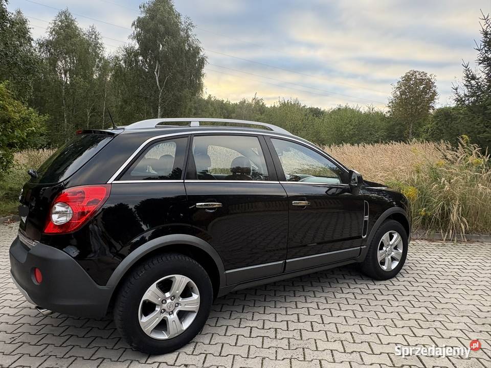 Opel Antara SUV 32 benzyna gaz serwisie i garażowany Antara Kielce