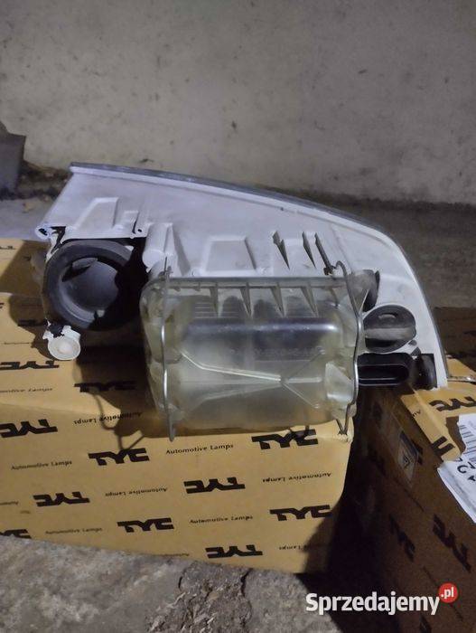 Lampy octawia 2 Lwówek Śląski sprzedam