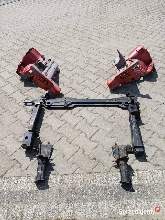 Ćwiartka belka przód Renault megane 4 osobowe Nowy Targ