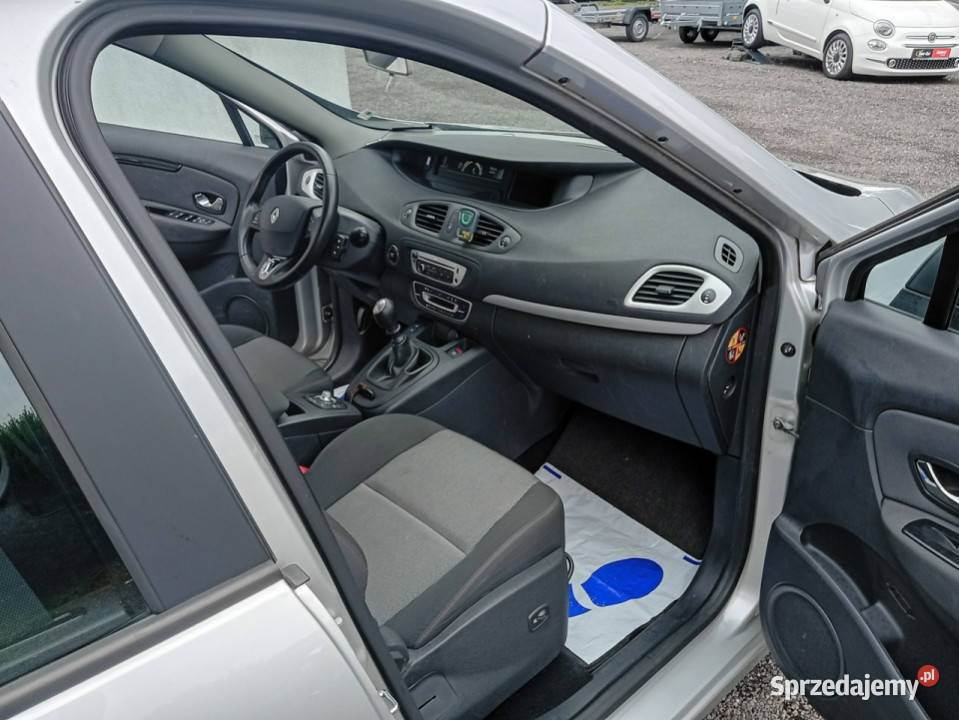 Renault Scenic III 20092016 światła do jazdy dziennej Janów Lubelski