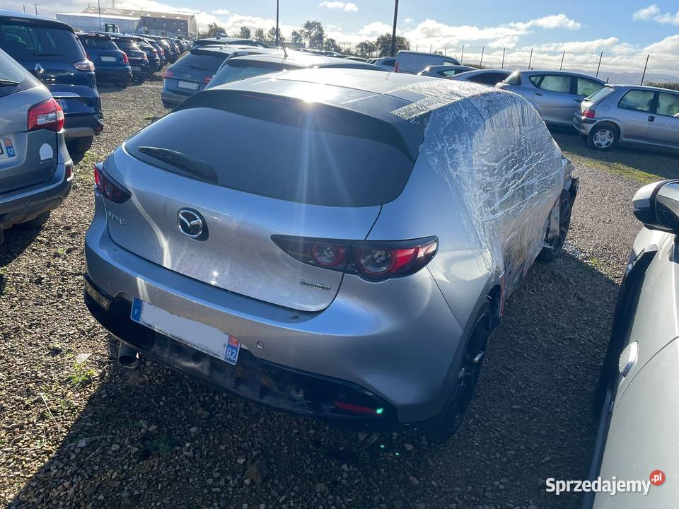 MAZDA 3 20 SkyActiveX MBusiness Executive 180 Płońsk sprzedam