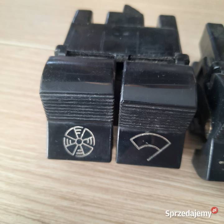 Przełączniki Fiat 125p klasyk 1 seria super stan sprzedam