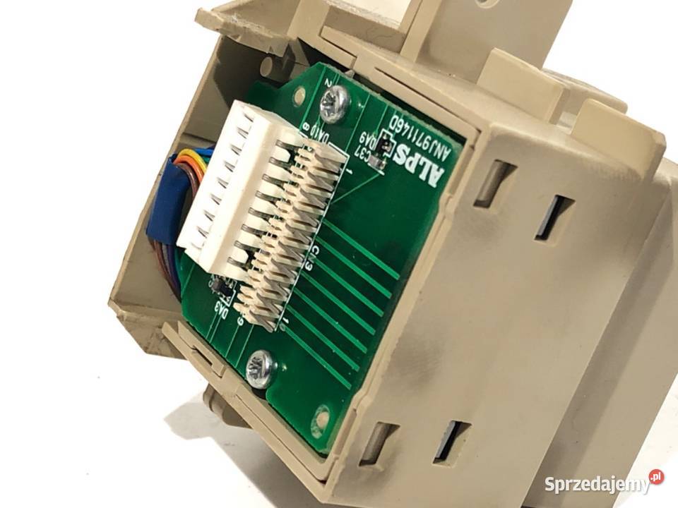 PRZEŁĄCZNIK WYCIERACZEK VOLVO S80 II 30739853