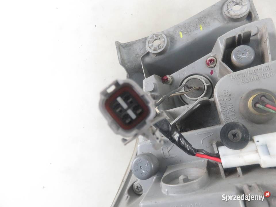 LAMPA PRAWA TYLNA SUBARU IMPREZA III 22020024 sprzedam