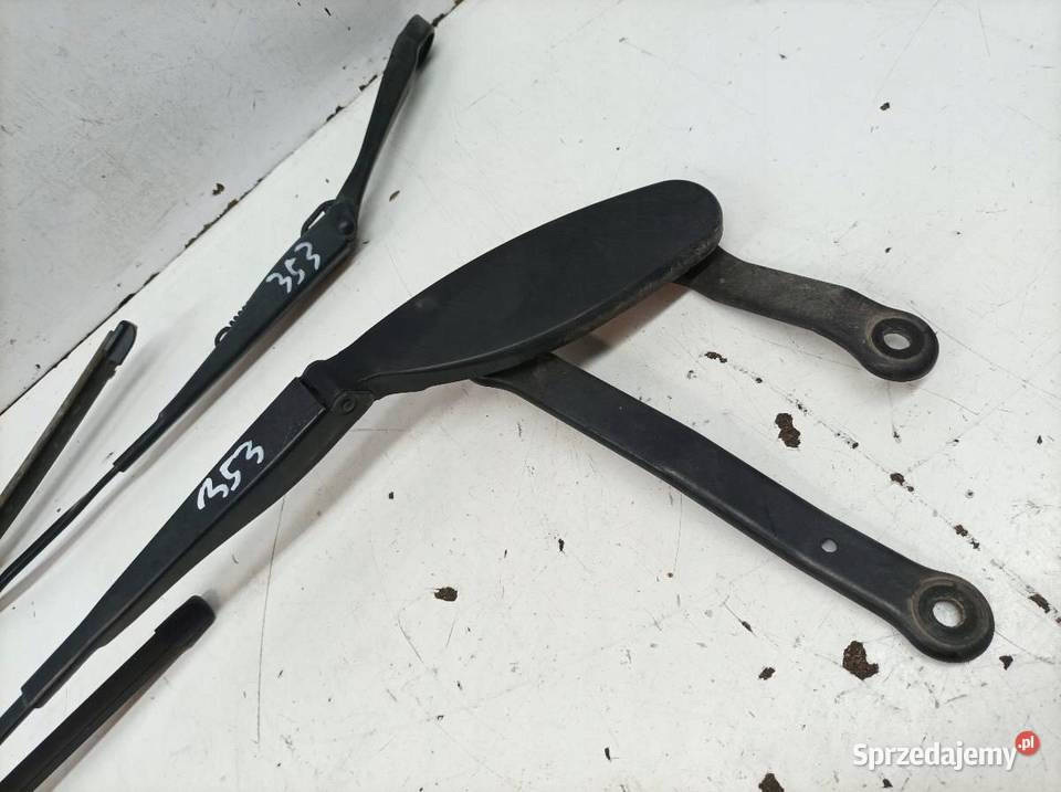 RAMIONA WYCIERACZEK PRZÓD EUROPA MercedesBenz